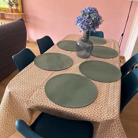 Magnifique Face à La