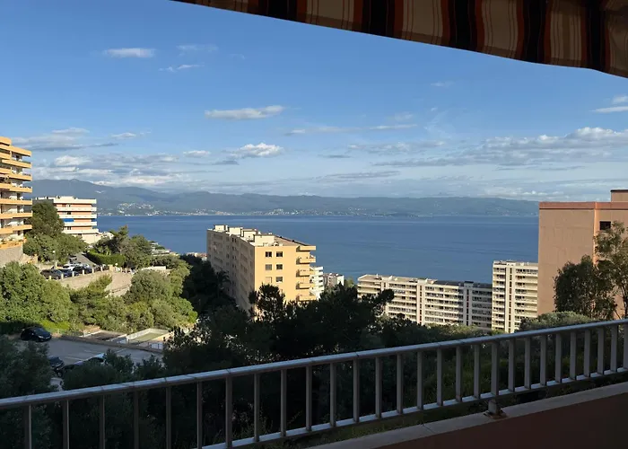 Magnifique Face A La *